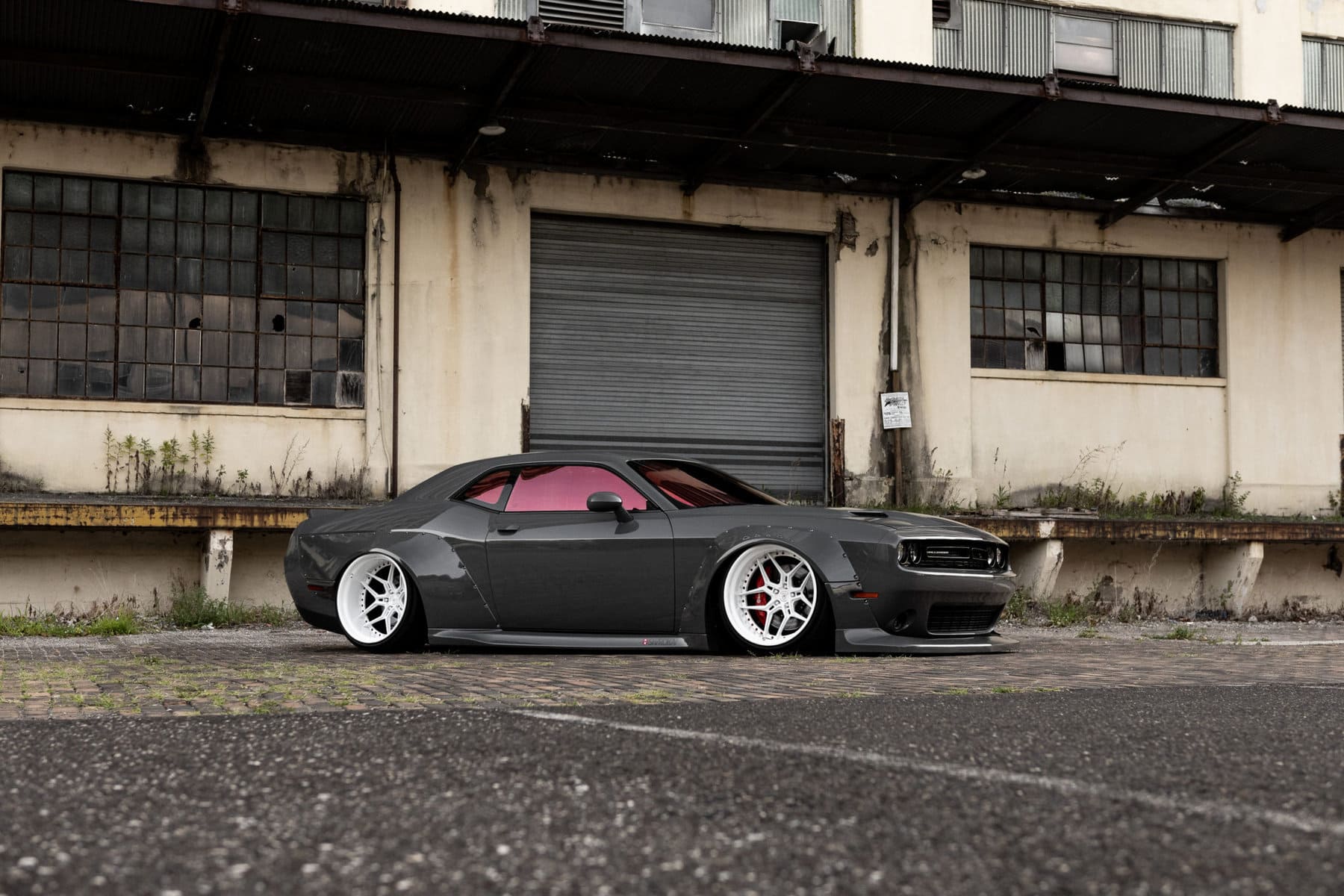 Dodge Challenger Widebody | RFG5 Trinity – Rohana Wheels